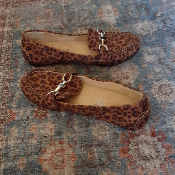 Liz Claiborne - Picture 3 of 8